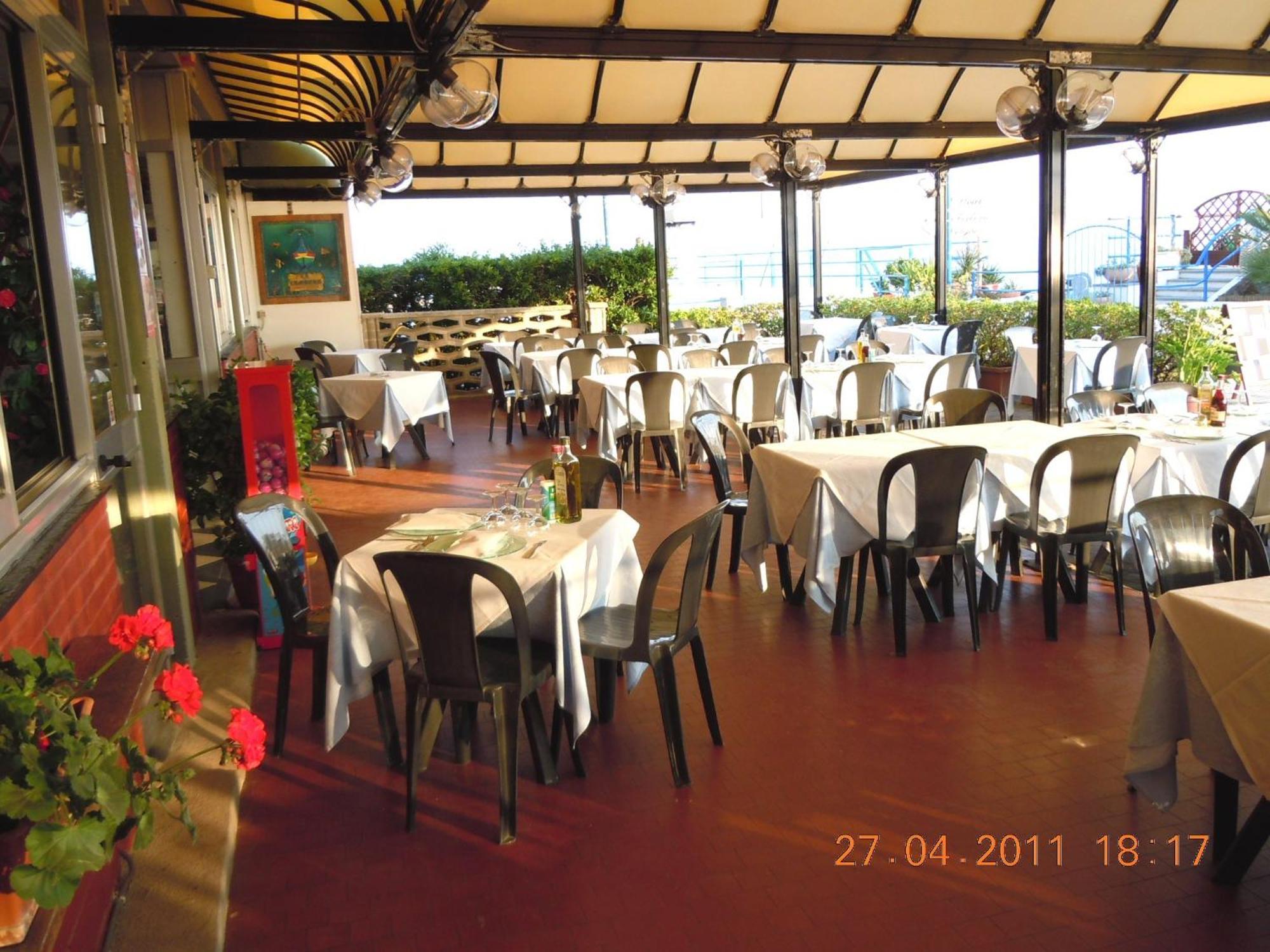 Albergo La Lampara Deiva Marina Exterior photo