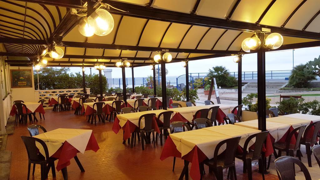 Albergo La Lampara Deiva Marina Exterior photo